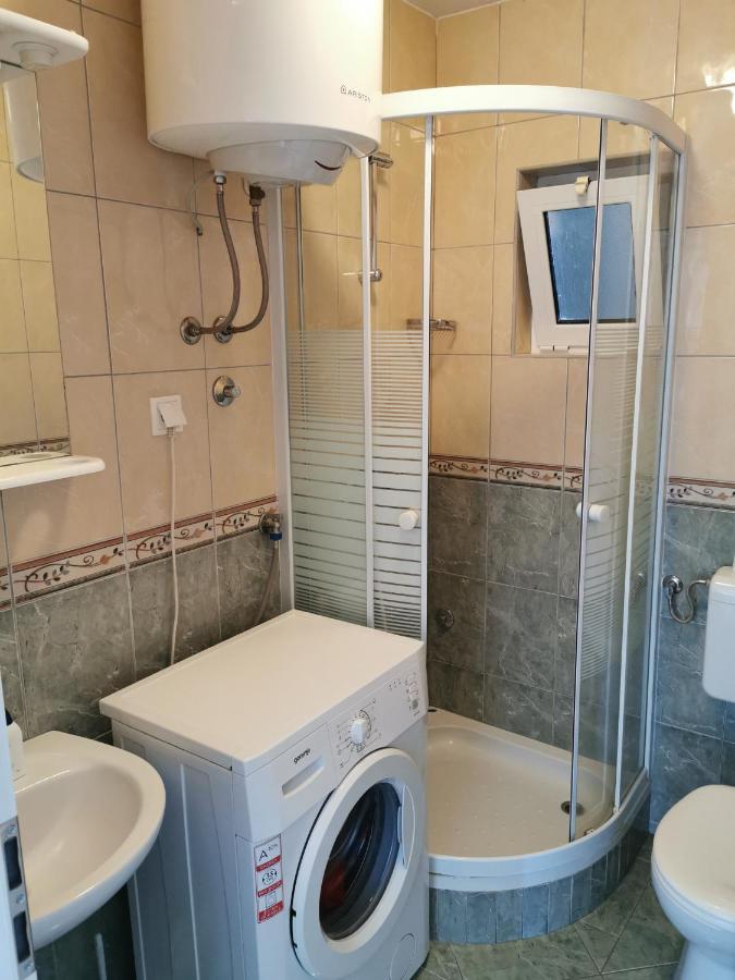 Apartman Adriatic Pavlinovic - Makarska Exterior foto