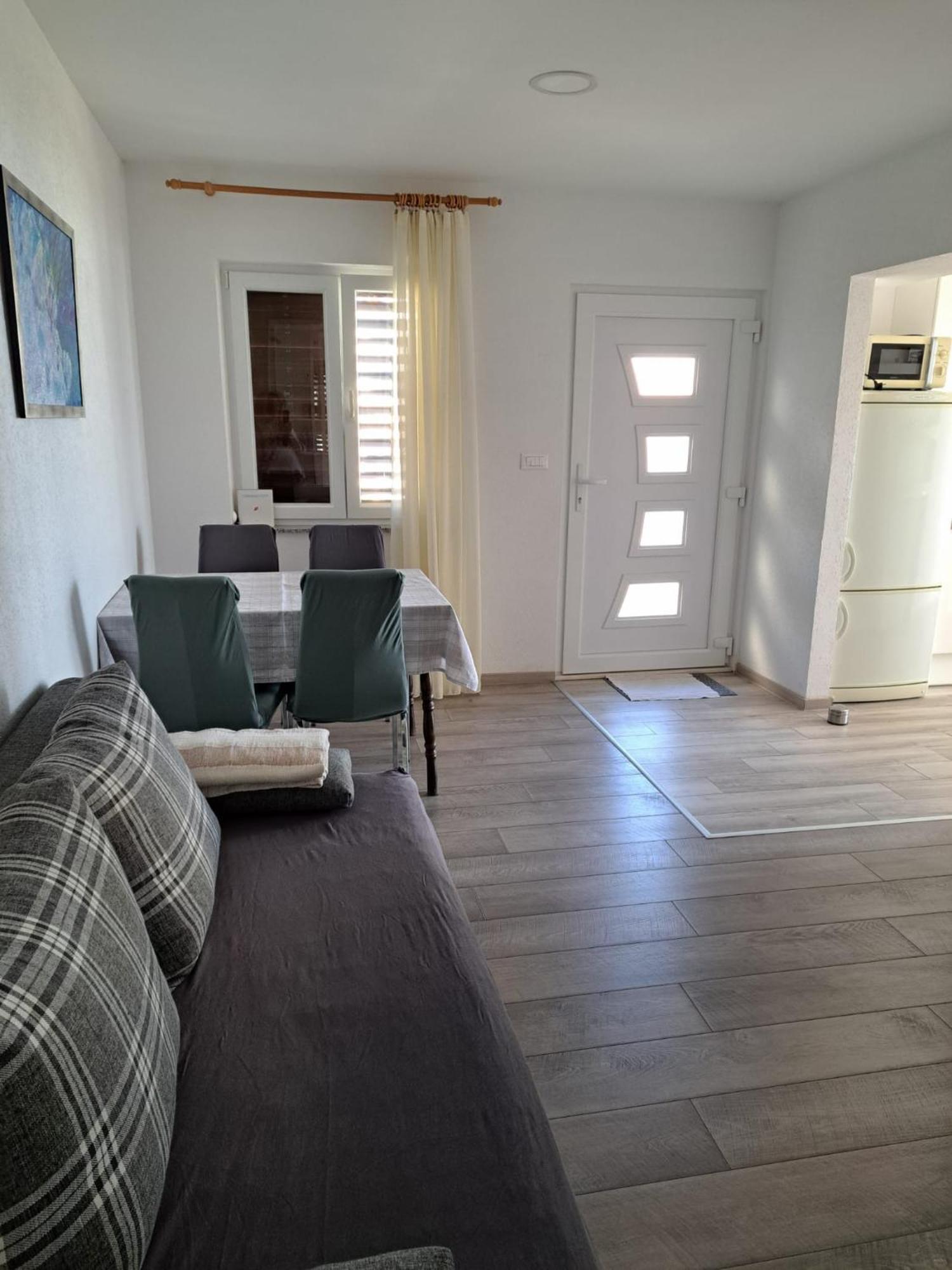 Apartman Adriatic Pavlinovic - Makarska Exterior foto