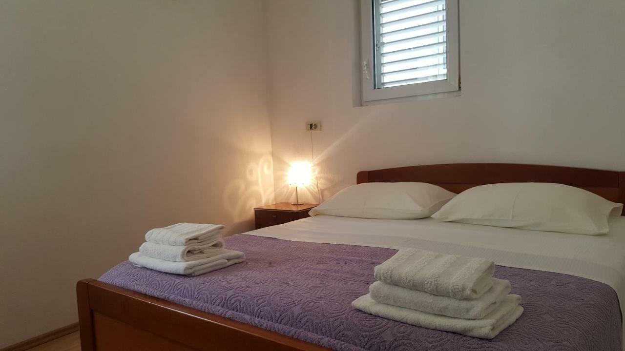 Apartman Adriatic Pavlinovic - Makarska Exterior foto